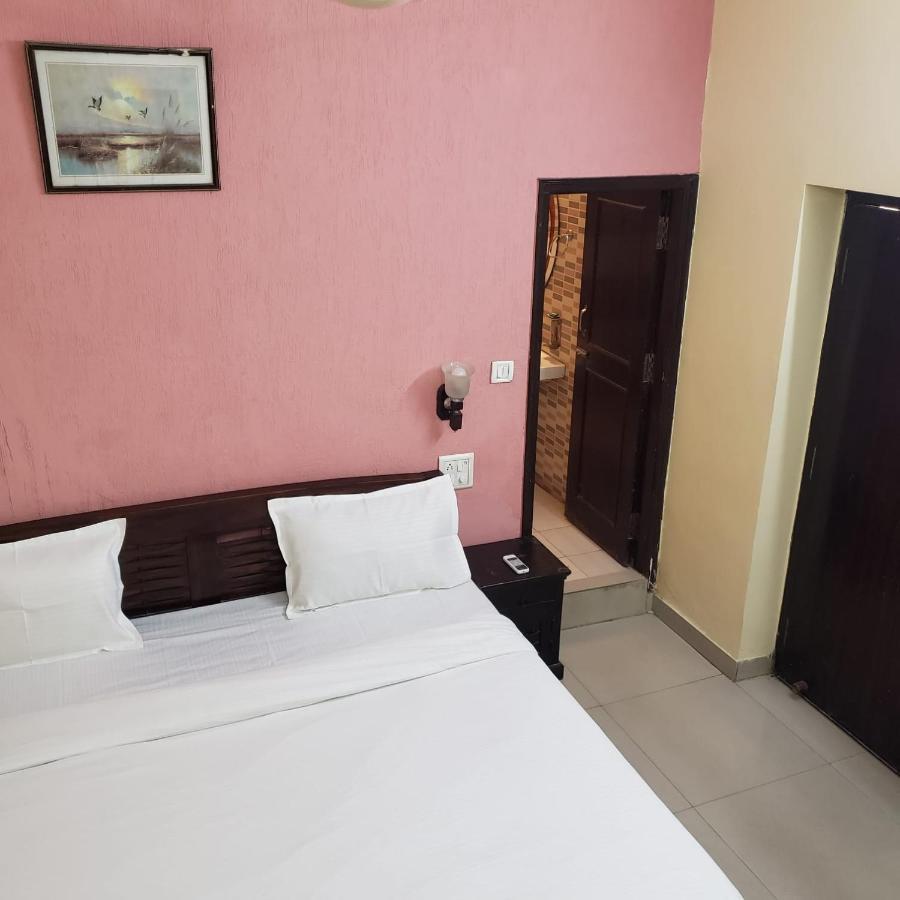 Ever Green Guest House ชัยปุระ ภายนอก รูปภาพ